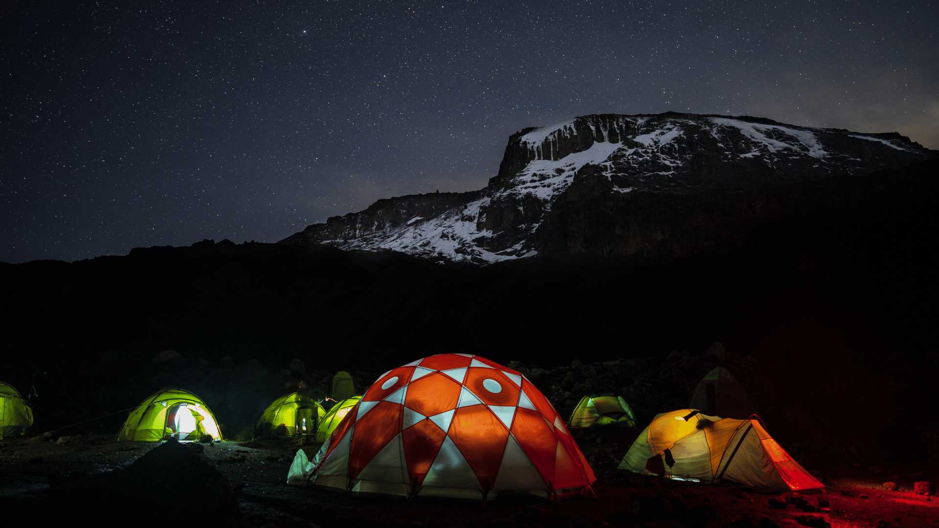 Trek Mount Kilimanjaro_Tanzania Safaris Experience